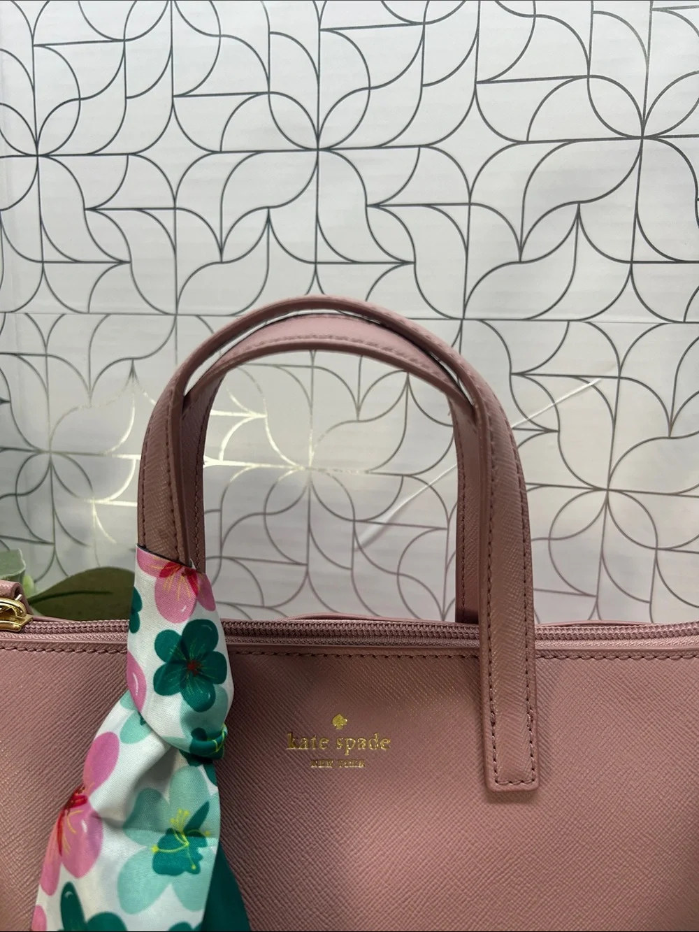 7769 kate spade Blush Pink Top-Handle Tote 417769